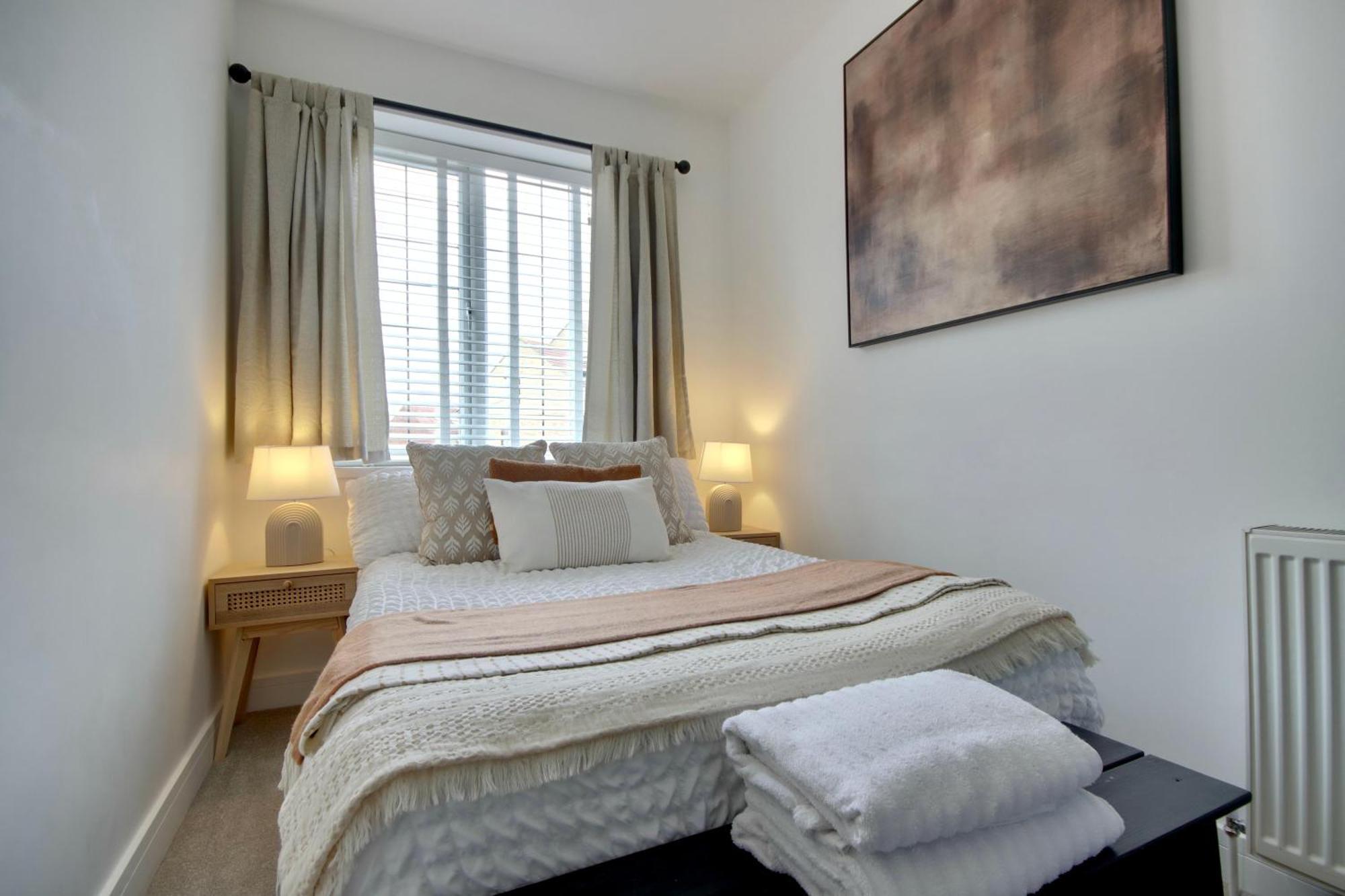 Clover Lodge Portsmouth Luxury Home With Off Road Free Parking Dış mekan fotoğraf
